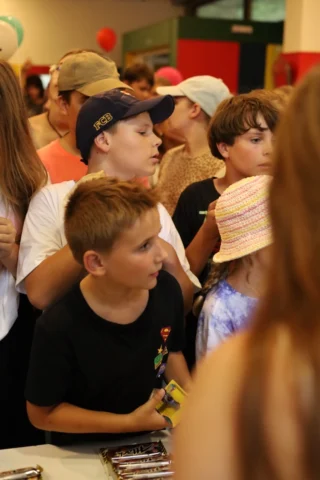 deti v letnom tábore Fantázia – 5. fantastický turnus 2026, 9. deň, Jarmok – fotka 103 z 129