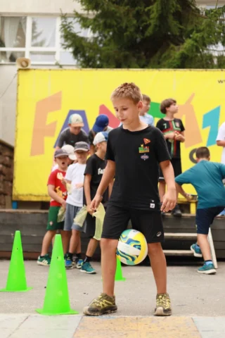 deti v letnom tábore Fantázia – 5. fantastický turnus 2026, 9. deň, Jarmok – fotka 10 z 129