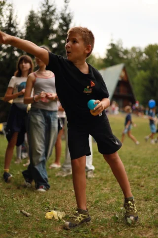 deti v letnom tábore Fantázia – 5. fantastický turnus 2026, 9. deň, Jarmok – fotka 46 z 129