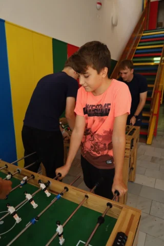 deti v letnom tábore Fantázia – 5. fantastický turnus 2026, 9. deň, Fantastické kluby dopoludnia – fotka 31 z 83