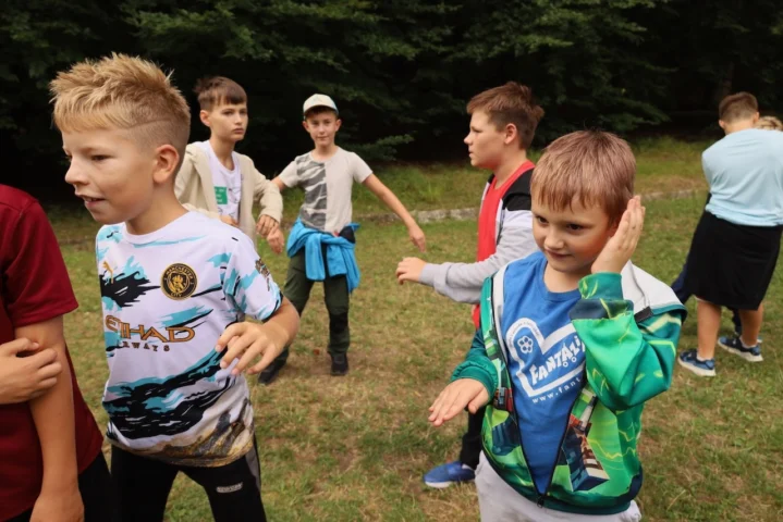 deti v letnom tábore Fantázia – 5. fantastický turnus 2026, 8. deň, Začarovaná krajina – fotka 73 z 101