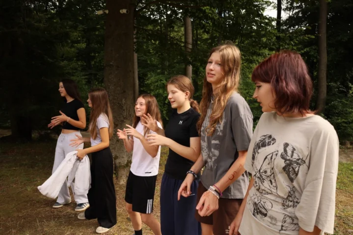deti v letnom tábore Fantázia – 5. fantastický turnus 2026, 8. deň, Začarovaná krajina – fotka 12 z 101