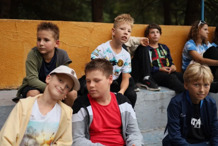 deti v letnom tábore Fantázia – 5. fantastický turnus 2026, 8. deň, Chlapec a dievča Fantázia – fotka 19 z 94
