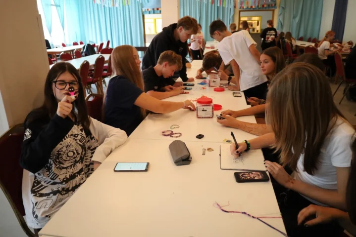 deti v letnom tábore Fantázia – 5. fantastický turnus 2026, 8. deň, Fantastické kluby popoludní – fotka 72 z 86
