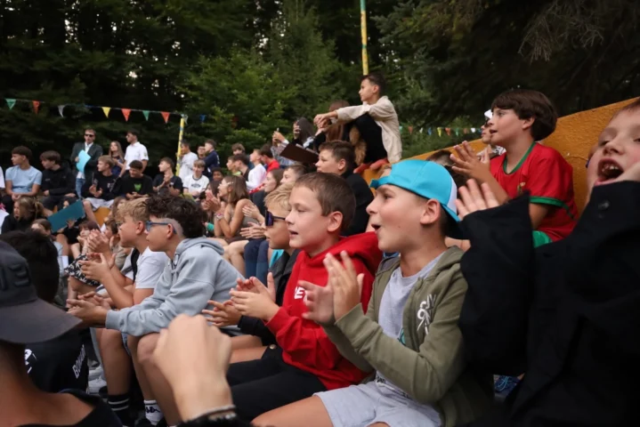 deti v letnom tábore Fantázia – 5. fantastický turnus 2026, 2. deň, Slávnostná klobúkovácia – fotka 26 z 87