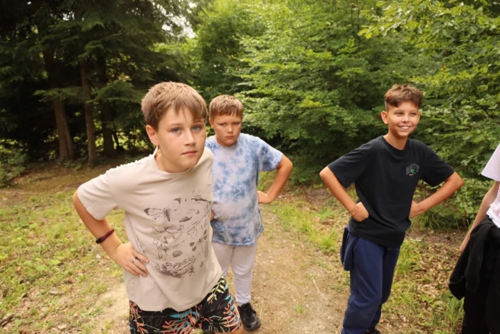deti v letnom tábore Fantázia – 6. fantastický turnus 2026, 4. deň, Tajomstvo lesa – fotka 32 z 54