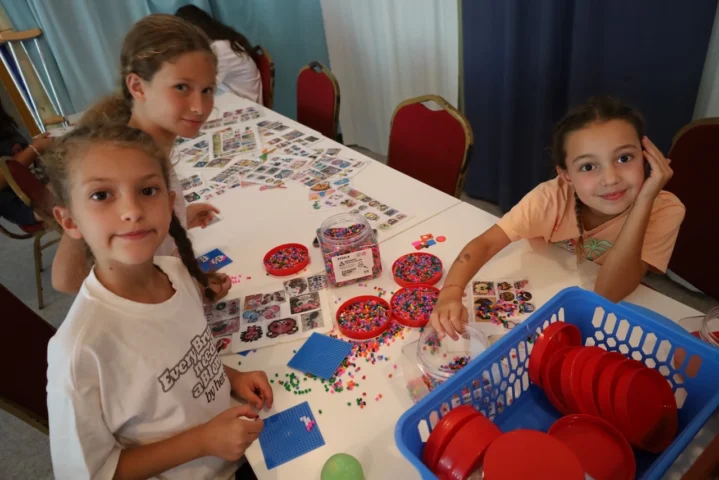 deti v letnom tábore Fantázia – 6. fantastický turnus 2026, 4. deň, Fantastické kluby popoludní – fotka 77 z 102