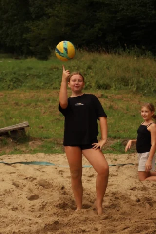 deti v letnom tábore Fantázia – 6. fantastický turnus 2026, 4. deň, Fantastické kluby popoludní – fotka 35 z 102