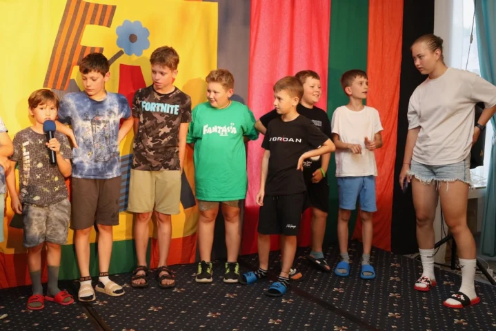 deti v letnom tábore Fantázia – 1. fantastický turnus 2026, 7. deň, Rozlúčka – fotka 27 z 127