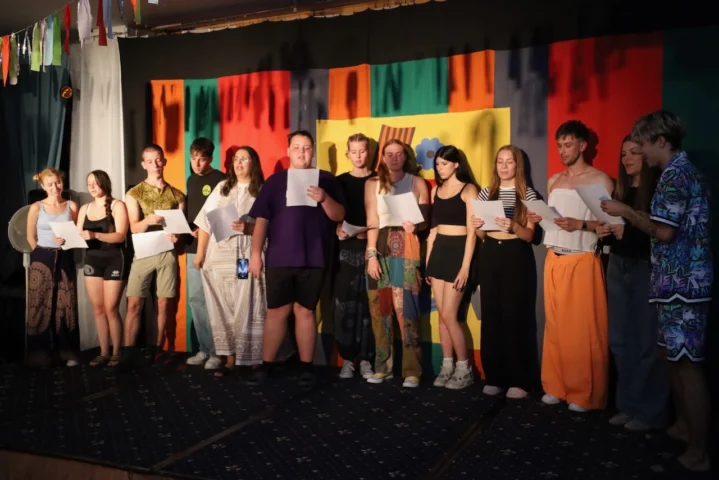 deti v letnom tábore Fantázia – 6. fantastický turnus 2026, 6. deň, Fantázia má talent a Gala – fotka 83 z 88