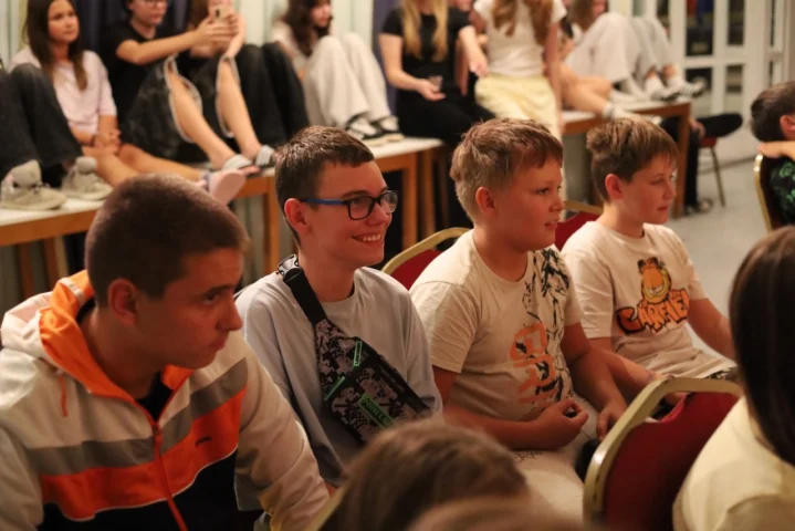 deti v letnom tábore Fantázia – 6. fantastický turnus 2026, 6. deň, Fantázia má talent a Gala – fotka 50 z 88