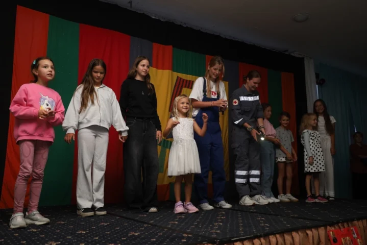 deti v letnom tábore Fantázia – 6. fantastický turnus 2026, 2. deň, Klobúkovácia – fotka 50 z 119