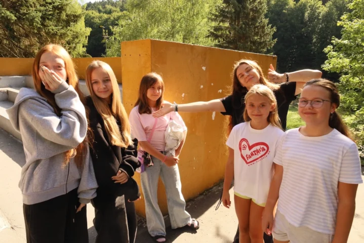 deti v letnom tábore Fantázia – 6. fantastický turnus 2026, 2. deň, Fantastické kluby dopoludnia – fotka 24 z 141
