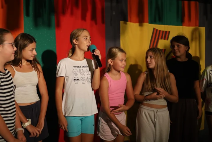 deti v letnom tábore Fantázia – 6. fantastický turnus 2026, 7. deň, Rozlúčka – fotka 28 z 133