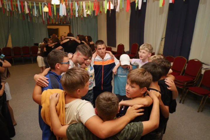 deti v letnom tábore Fantázia – 6. fantastický turnus 2026, 7. deň, Rozlúčka – fotka 85 z 133