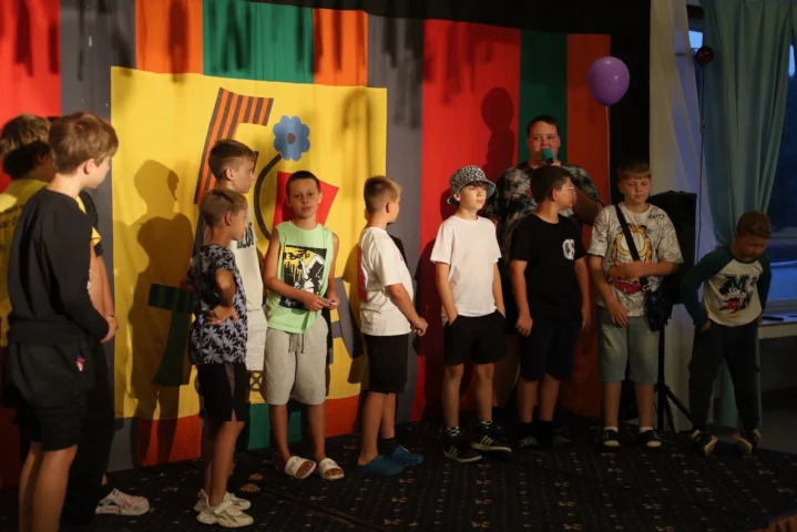 deti v letnom tábore Fantázia – 6. fantastický turnus 2026, 7. deň, Rozlúčka – fotka 24 z 133