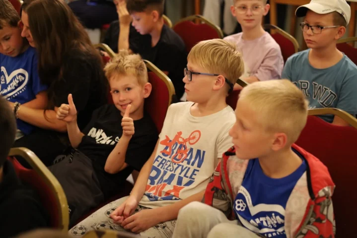 deti v letnom tábore Fantázia – 6. fantastický turnus 2026, 7. deň, Rozlúčka – fotka 19 z 133