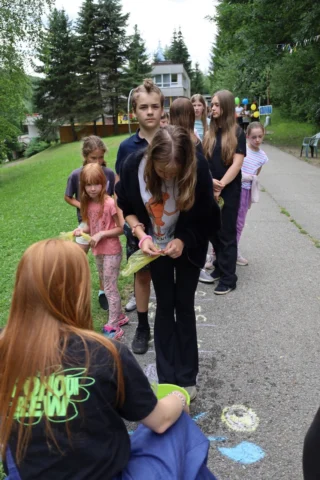 deti v letnom tábore Fantázia – 1. fantastický turnus 2026, 7. deň, Fantastický jarmok – fotka 80 z 133