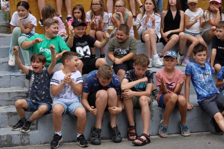 deti v letnom tábore Fantázia – 1. fantastický turnus 2026, 7. deň, Fantastický jarmok – fotka 10 z 133