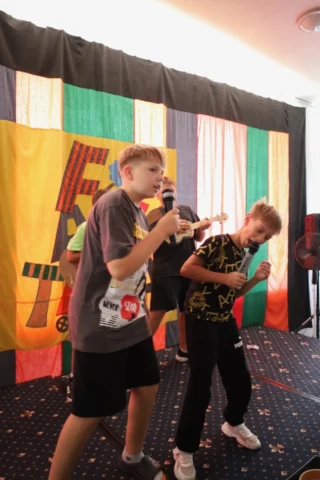 deti v letnom tábore Fantázia – 6. fantastický turnus 2026, 5. deň, Príprava na festival – fotka 12 z 65