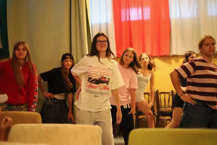 deti v letnom tábore Fantázia – 6. fantastický turnus 2026, 5. deň, Príprava na festival – fotka 44 z 65