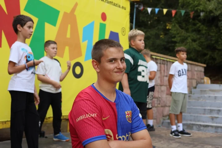deti v letnom tábore Fantázia – 6. fantastický turnus 2026, 5. deň, Príprava na festival – fotka 49 z 65