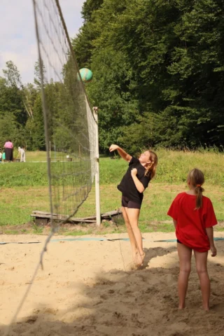 deti v letnom tábore Fantázia – 6. fantastický turnus 2026, 5. deň, Fantastické kluby popoludní – fotka 24 z 72