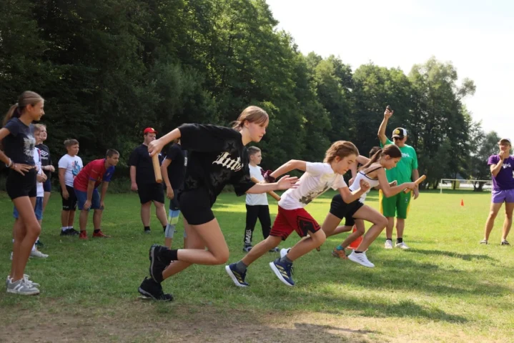 deti v letnom tábore Fantázia – 6. fantastický turnus 2026, 5. deň, Olympiáda – fotka 75 z 120