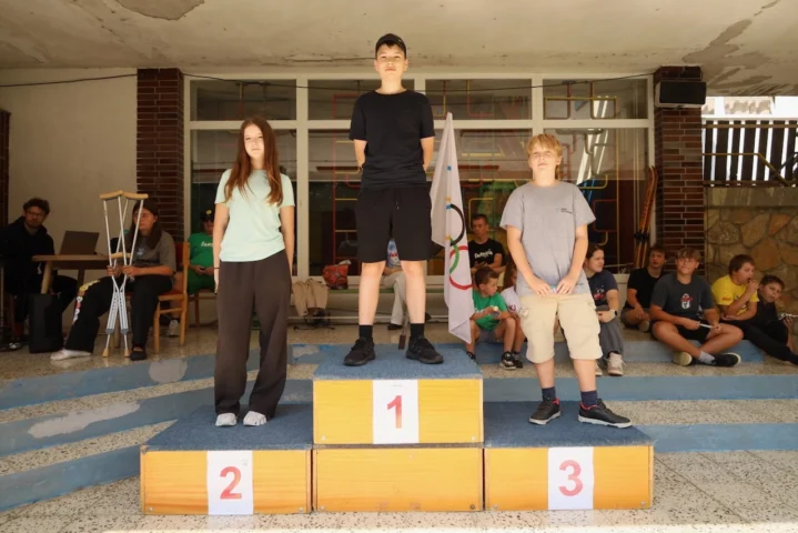 deti v letnom tábore Fantázia – 6. fantastický turnus 2026, 5. deň, Olympiáda – fotka 88 z 120