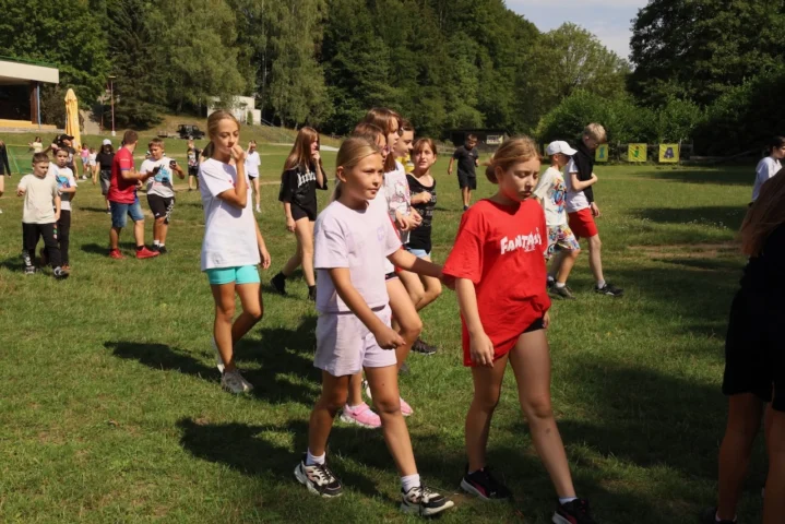 deti v letnom tábore Fantázia – 6. fantastický turnus 2026, 5. deň, Olympiáda – fotka 59 z 120