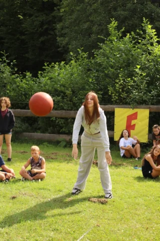 deti v letnom tábore Fantázia – 6. fantastický turnus 2026, 5. deň, Olympiáda – fotka 44 z 120