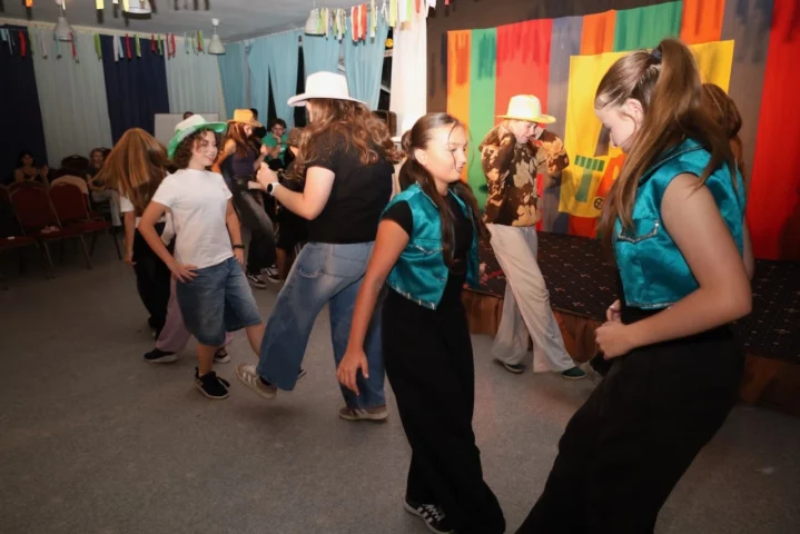 deti v letnom tábore Fantázia – 6. fantastický turnus 2026, 5. deň, Hudobný festival – fotka 89 z 131