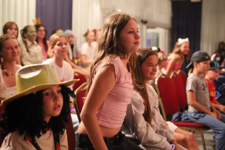 deti v letnom tábore Fantázia – 6. fantastický turnus 2026, 5. deň, Hudobný festival – fotka 31 z 131