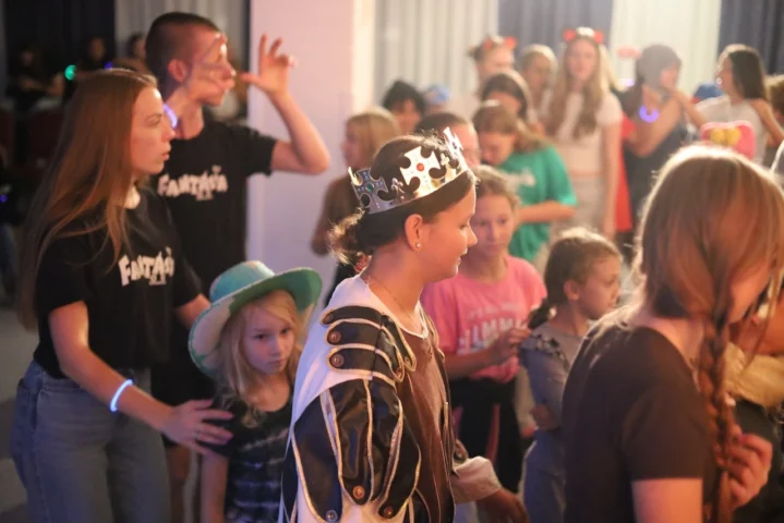 deti v letnom tábore Fantázia – 6. fantastický turnus 2026, 5. deň, Hudobný festival – fotka 13 z 131