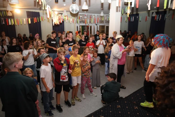 deti v letnom tábore Fantázia – 6. fantastický turnus 2026, 5. deň, Hudobný festival – fotka 85 z 131