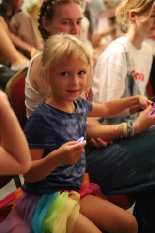 deti v letnom tábore Fantázia – 6. fantastický turnus 2026, 5. deň, Hudobný festival – fotka 7 z 131