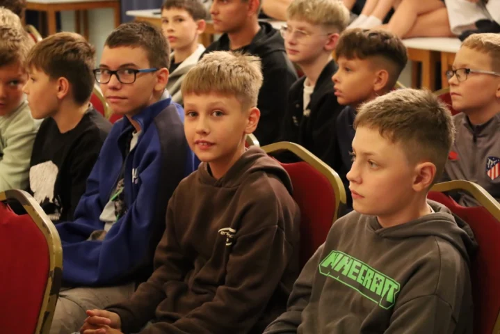 deti v letnom tábore Fantázia – 6. fantastický turnus 2026, 1. deň, Tipovačka – fotka 28 z 89