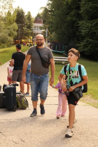 deti v letnom tábore Fantázia – 6. fantastický turnus 2026, 1. deň, Príchod – fotka 64 z 92