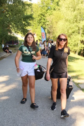 deti v letnom tábore Fantázia – 6. fantastický turnus 2026, 1. deň, Príchod – fotka 58 z 92