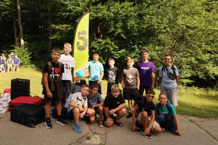 deti v letnom tábore Fantázia – 6. fantastický turnus 2026, 1. deň, Príchod – fotka 86 z 92