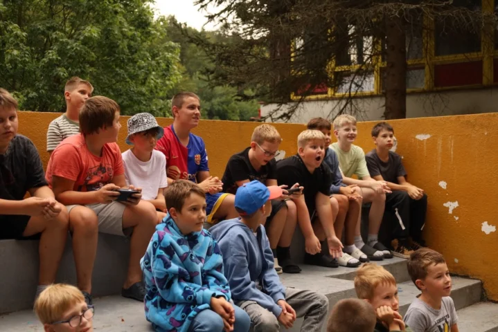 deti v letnom tábore Fantázia – 6. fantastický turnus 2026, 3. deň, Traf to! – fotka 115 z 122