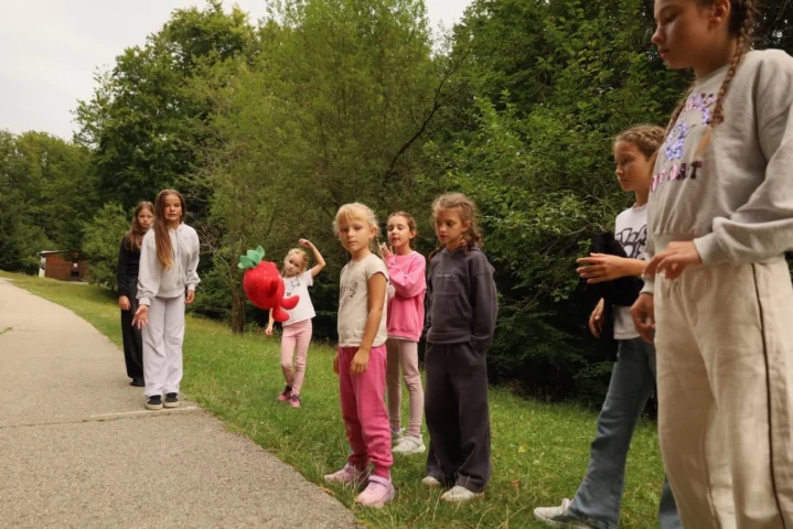 deti v letnom tábore Fantázia – 6. fantastický turnus 2026, 3. deň, Traf to! – fotka 91 z 122