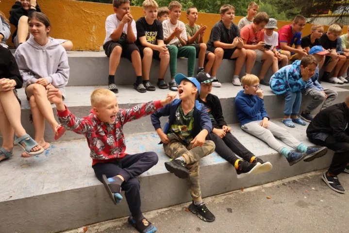 deti v letnom tábore Fantázia – 6. fantastický turnus 2026, 3. deň, Traf to! – fotka 117 z 122