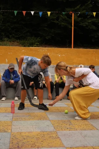 deti v letnom tábore Fantázia – 6. fantastický turnus 2026, 3. deň, Traf to! – fotka 49 z 122