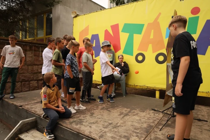 deti v letnom tábore Fantázia – 6. fantastický turnus 2026, 3. deň, Traf to! – fotka 46 z 122