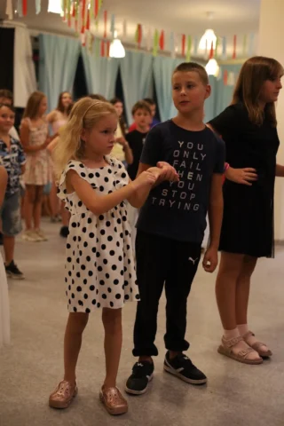 deti v letnom tábore Fantázia – 6. fantastický turnus 2026, 3. deň, Let's dance – fotka 92 z 133