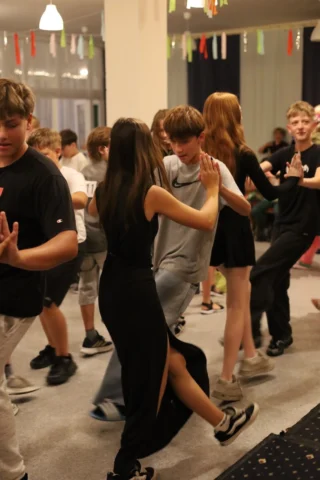 deti v letnom tábore Fantázia – 6. fantastický turnus 2026, 3. deň, Let's dance – fotka 79 z 133