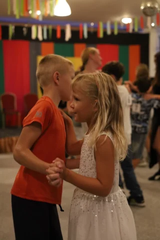deti v letnom tábore Fantázia – 6. fantastický turnus 2026, 3. deň, Let's dance – fotka 43 z 133