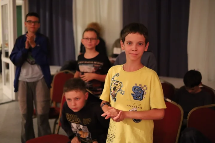 deti v letnom tábore Fantázia – 6. fantastický turnus 2026, 3. deň, Let's dance – fotka 114 z 133