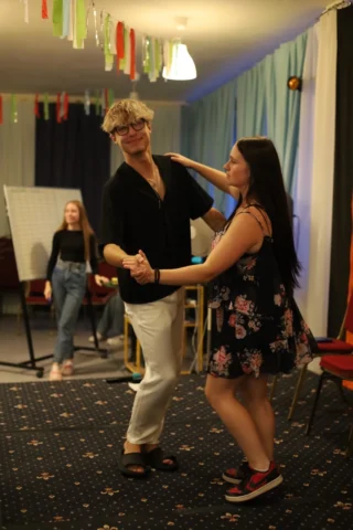 deti v letnom tábore Fantázia – 6. fantastický turnus 2026, 3. deň, Let's dance – fotka 48 z 133